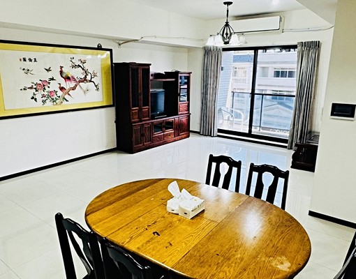 🦋東山33坪雙車位大宅+🐈寵物友善✨客廳大到能開趴📍 - Image 1