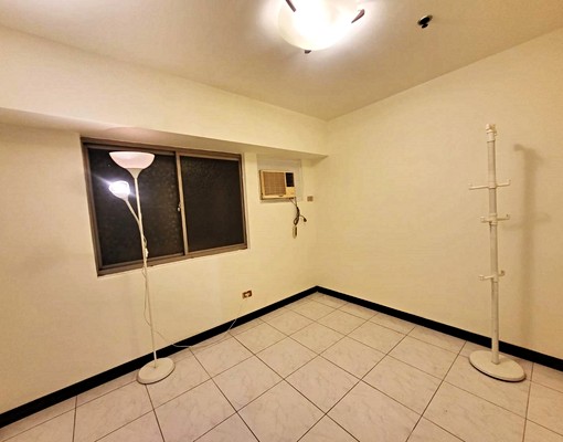 新莊★幸福捷運★3+1房★低公設大戶★**適合住辦兩用 - Image 6