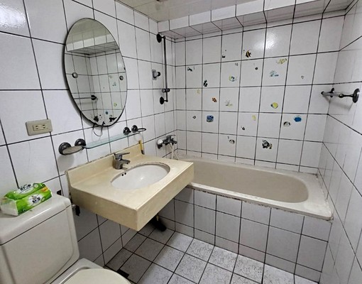 新莊★幸福捷運★3+1房★低公設大戶★**適合住辦兩用 - Image 8