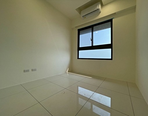 🍎聯悦臻🍎全室精裝潢傢俱🍎朝南三房平車🍎可租補 - Image 5