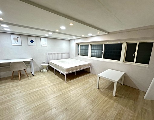 景安/免爬高/一房一廳裝潢新/洗脫烘家具齊全/空間大/機能佳 - Image 7