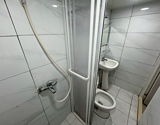 南勢角/可租補可貓/裝潢新正兩房採光通風/家具齊全垃圾代收 - Image 12
