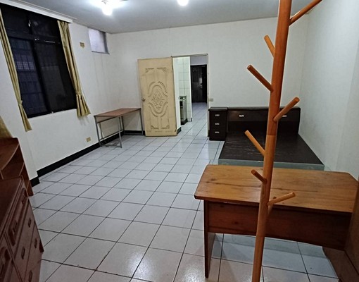 免仲介費可租補市中心便宜美屋-五泰張一善 - Image 1