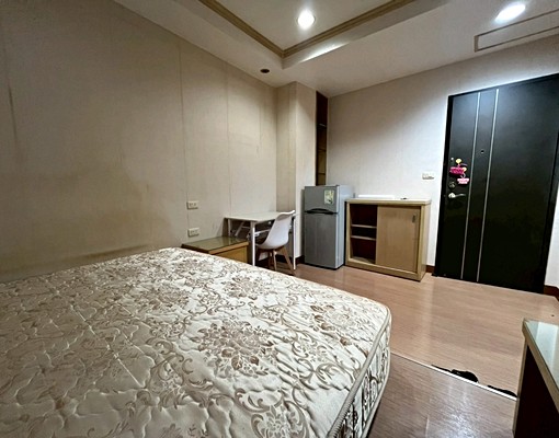士林/電梯免爬梯/採光通風/格局方正/租補可//家具齊全 - Image 3
