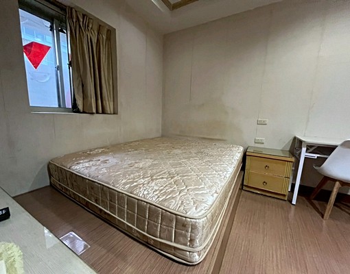 士林/電梯免爬梯/採光通風/格局方正/租補可//家具齊全 - Image 1