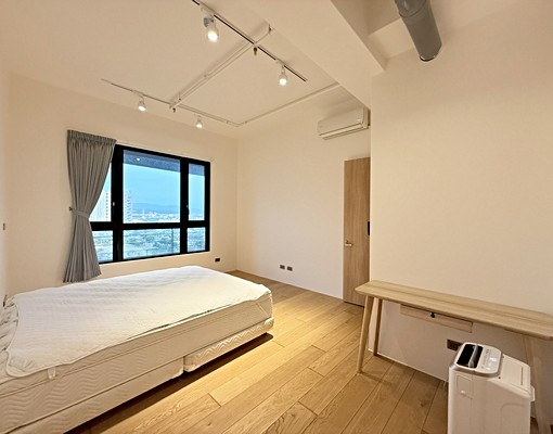 高鐵站旁坤山央央.大四房雙平車.全新首租 - Image 5