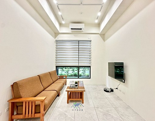 🏡近工研院-全新精美裝潢大三房-挑高4.2米-含車位 - Image 1