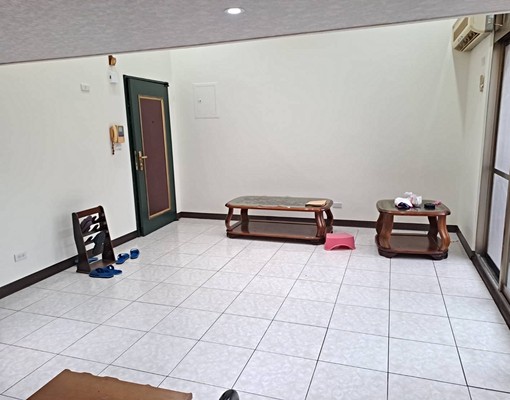 高登屋社區，騎車8分鐘汐科/遠雄，陽台獨立電梯套房，代收垃圾 - Image 3