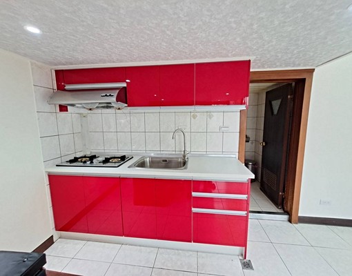 高登屋社區，騎車8分鐘汐科/遠雄，陽台獨立電梯套房，代收垃圾 - Image 9