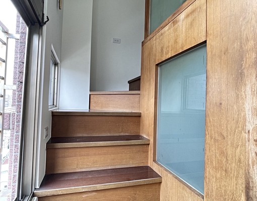 高登屋社區，騎車8分鐘汐科/遠雄，陽台獨立電梯套房，代收垃圾 - Image 4