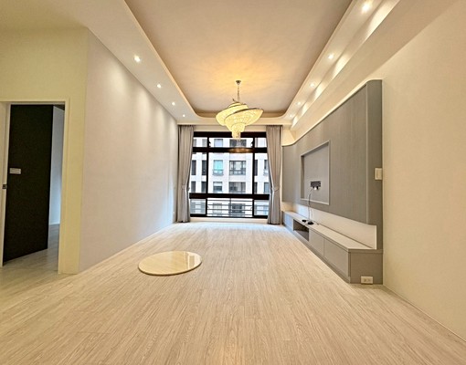 喜來登美妝即可入住三房車(含管理費) - Image 1