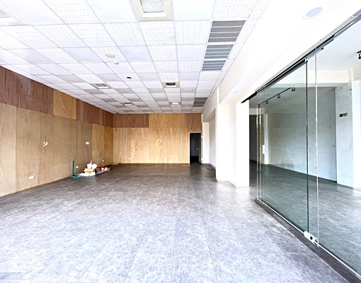 巨蛋商圈正博愛路透店 - Image 5
