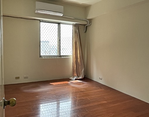 潭子運動公園正門超大空間/勝利商圈/交通便利/景觀佳/可租補 - Image 10