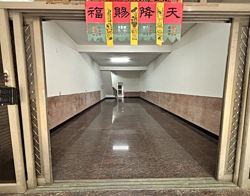 海環街大地平靜巷透天 - Image 2