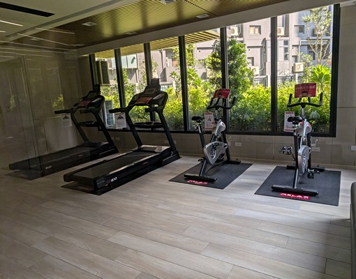 王爺壟全新兩房+平面車位+管理費，近公幼文小湖中 - Image 11