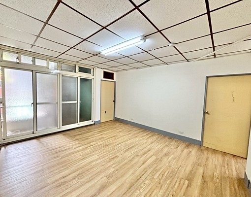 免服務費可租補☆泰山明志科大旁全新鋁門油漆三房 - Image 10