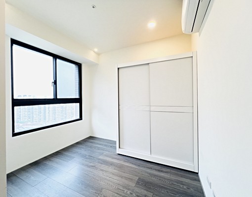 漢神百貨旁知名豪宅建商國泰plus帝王四房雙平車視野戶 - 591租屋網 - Image 8