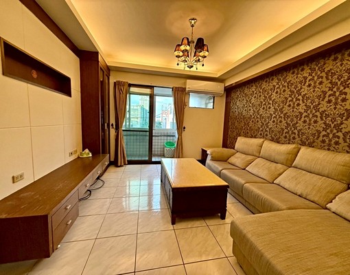 京樺大樓🔥三房🔥可租補入籍🔥含車管 - Image 1