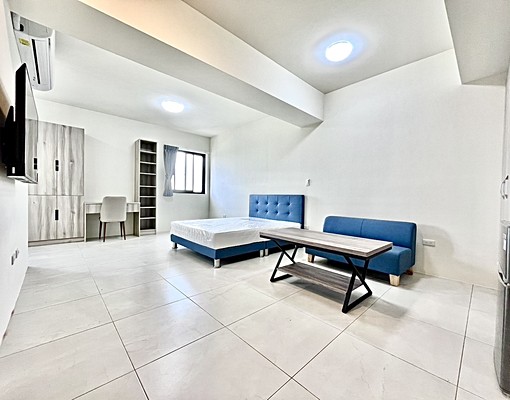 👍世紀精品｜全新設備傢俱｜美不剩收僅有一間快把握.ᐟ.ᐟ - Image 1