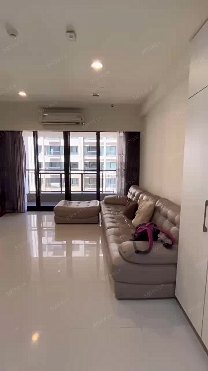 雙車位【園區家庭首選】富宇建設雙陽台大四房 - Image 1