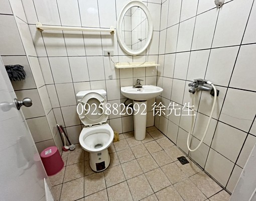 八大學區/建華街CP值高/優質套房 - Image 5
