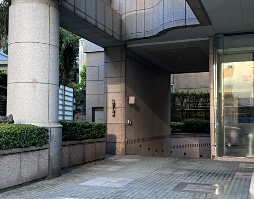 【仁愛翡翠】仁愛金山坡道平面休旅車位/含管理費/24小時管理 - Image 6