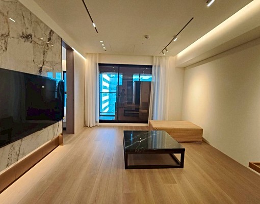 小巨蛋站🏡燙金門牌面101全新百萬裝潢附浴缸2房 - Image 4