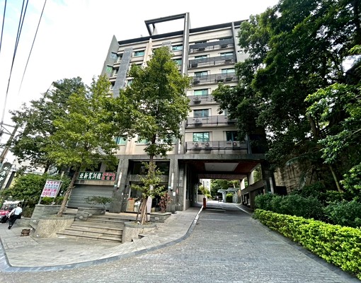 可租補三荷院大三房含平面車位家具家電禁菸禁寵 - Image 15