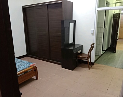 空間大，放很多，一房一廳，獨立洗衣機 - Image 1