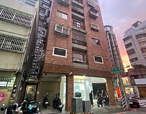 審計新村向上國中/電梯華厦精美裝潢類一房一廳/可租補 - Image 16