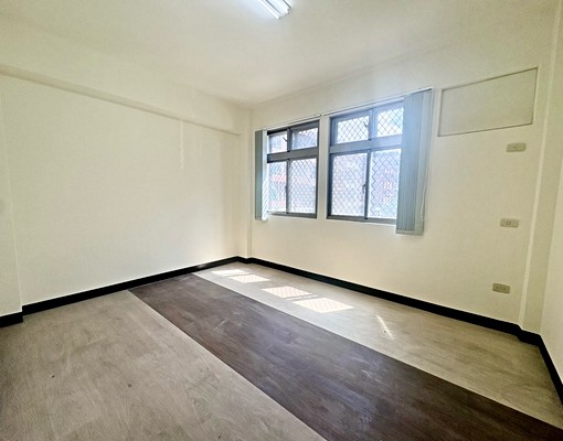 桃園縣政府稀有大四房/可補助/雙衛浴大陽台/可做辦公室工作室 - Image 4