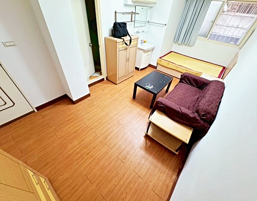 走路到內科🔥3分鐘西湖站✦採光✦質感木地板✦家具機能全✦男 - Image 1