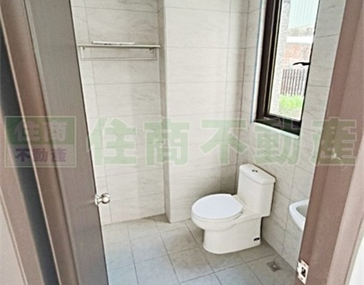 怡安商圈全新大面寬邊間店面 - Image 2