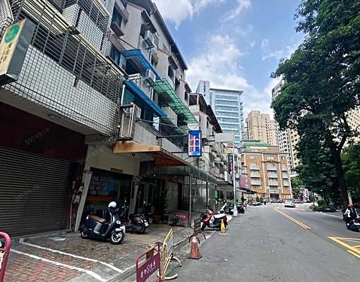 南屯站星巴克向心路/透天店面1~4樓五房可停四台車/可辦公室 - 591租屋網 - Image 3