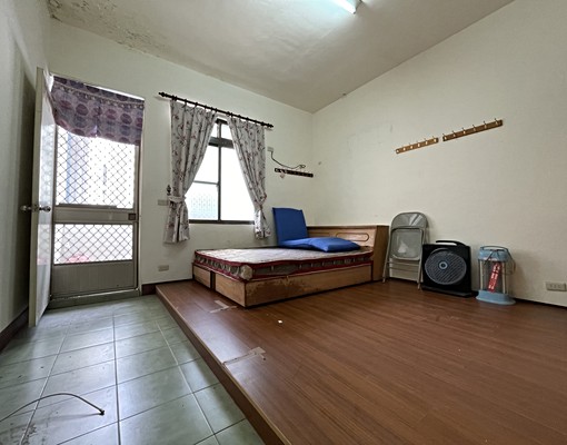 <萬丹40米丹榮路上>寬敞明亮三樓半大店住 - Image 9