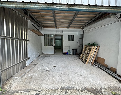 稀有出租正路邊店面1樓＋地下室 - Image 1