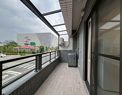 台積電旁/全新交屋套房/4K聯網超大電視 - Image 7