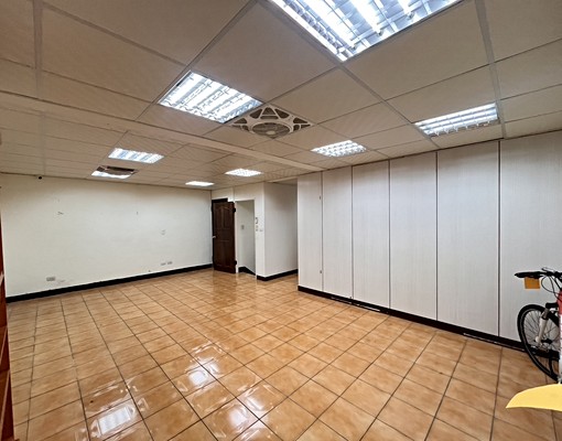 📣藝文特區G11【公寓二樓】室內30坪 - Image 4