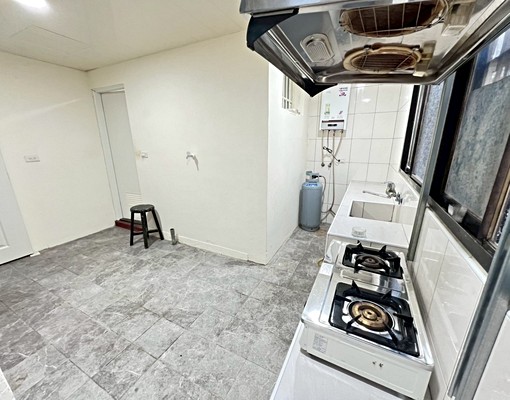 全新整理-可養寵-可租補-三台變頻冷氣-近三民高中捷運站 - Image 13