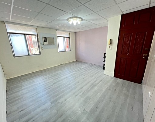 全新整理-可養寵-可租補-三台變頻冷氣-近三民高中捷運站 - Image 4