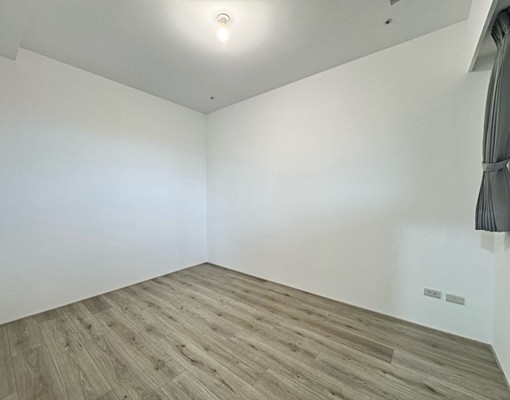 青埔🉑租補~大兩房~傢俱可談~採光佳~全室木地板 - Image 6