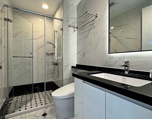 青埔🉑租補~大兩房~傢俱可談~採光佳~全室木地板 - Image 10