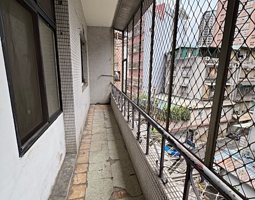三房兩廳典雅公寓，近智光商圈，生活機能佳 - Image 15