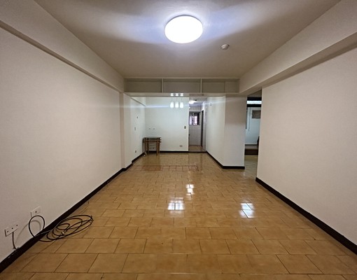 可報稅可補助~象山捷運電梯兩房 - Image 2