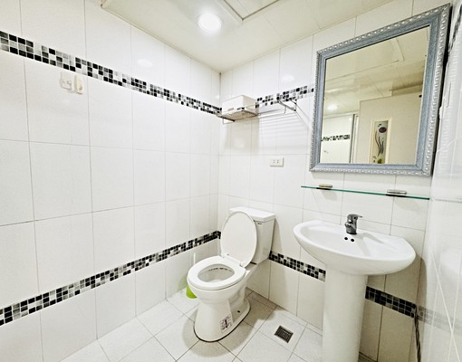 ⭐️中正區公館捷運站🏢分租套房🏠24管理家具電器齊⭐️ - Image 11
