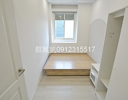 一年新全室裝潢/南港展覽館捷運站/近軟體園區/含稅可租屋補助 - Image 8