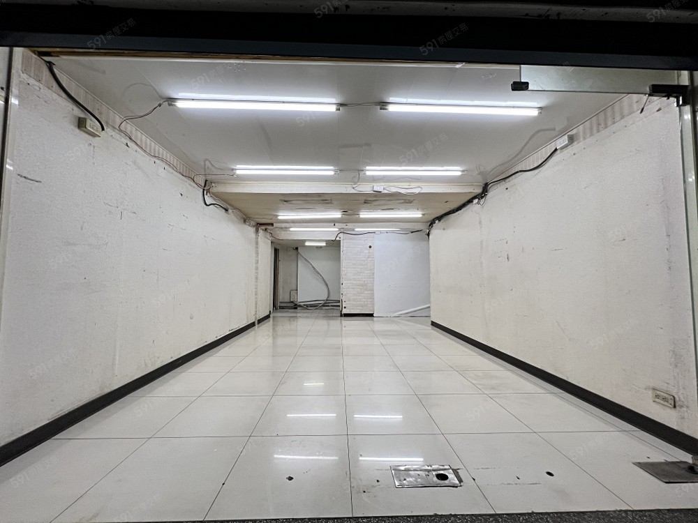 店面正面