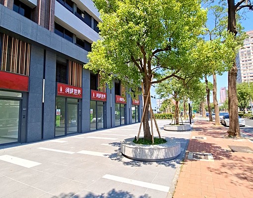 全新河堤世界民族首排高樓景觀精裝屋3房平車/回家像渡假 - Image 12