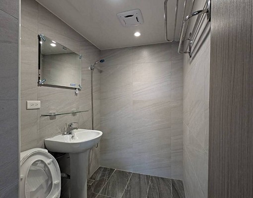 三租補💎散步勤美誠品💎電梯機上全新大3房💎台水電 - Image 9