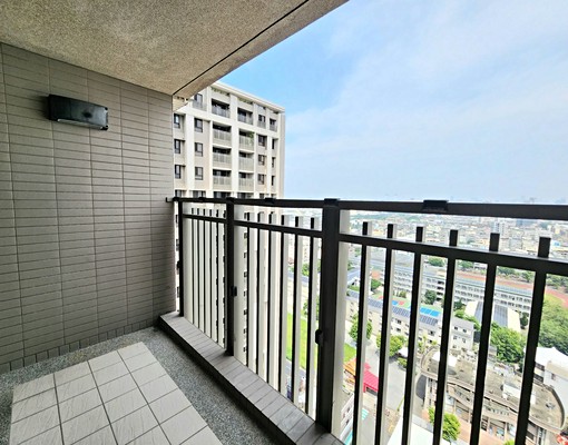 誠可議『君大院』美3房+平面車位附簡易傢俱(可租補含管) - Image 6